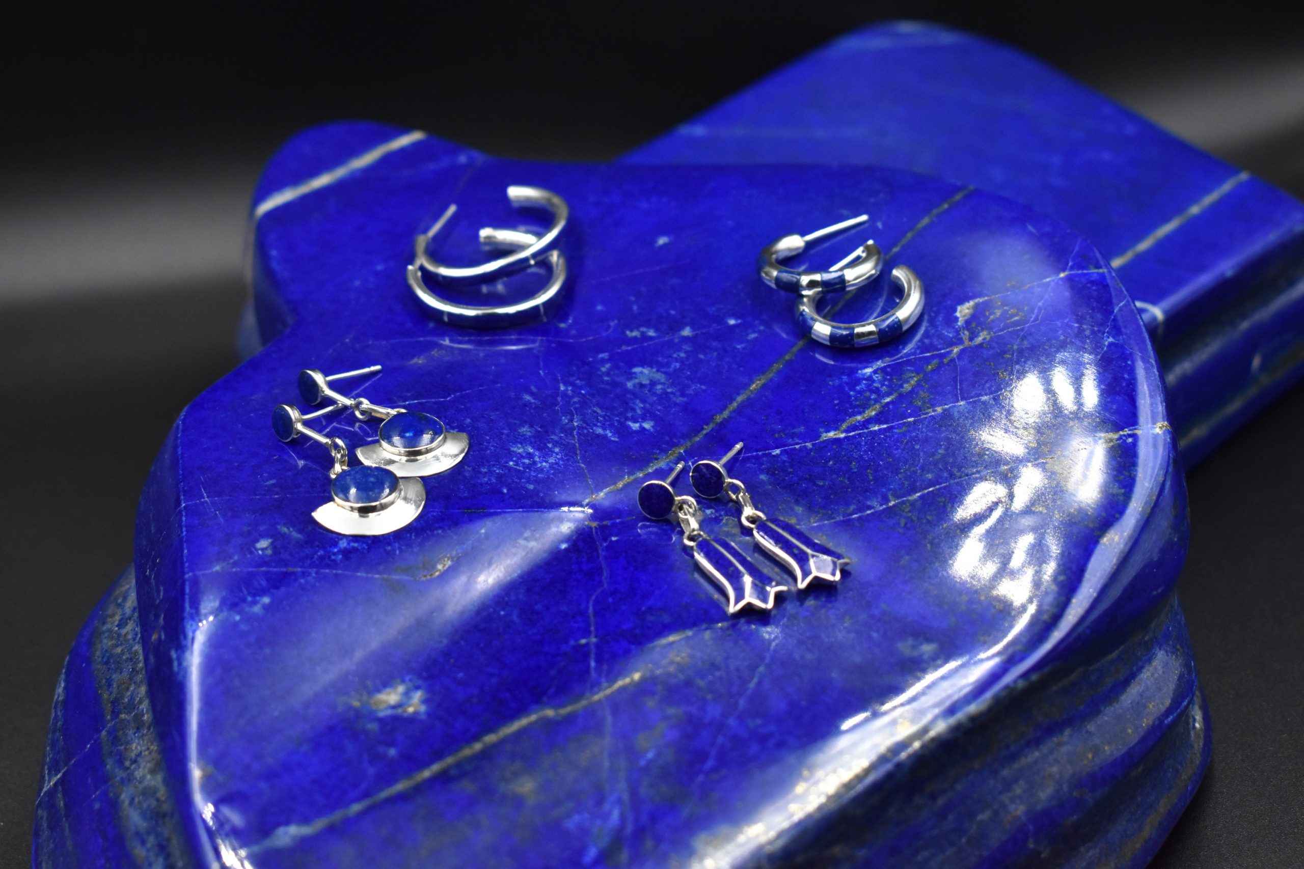 Aros de plata con lapislázuli